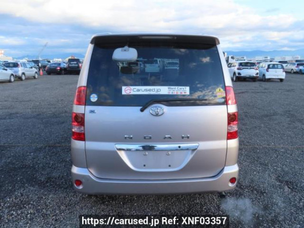 Used 2002 AT toyota noah AZR60G Image[5]