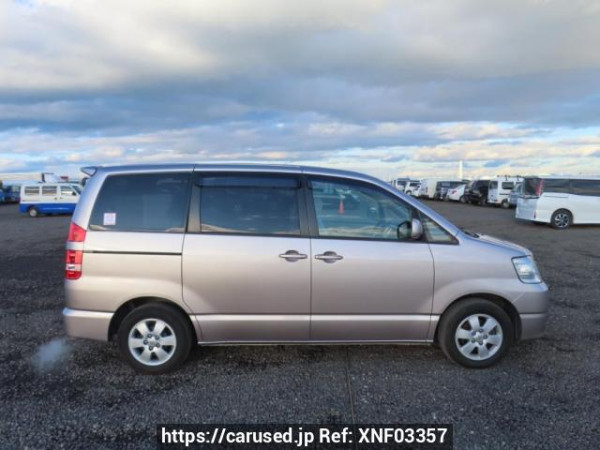 Used 2002 AT toyota noah AZR60G Image[7]