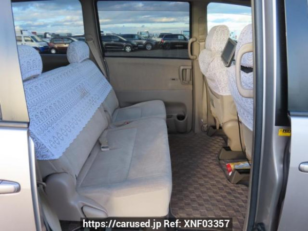 Used 2002 AT toyota noah AZR60G Image[19]
