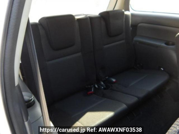 Used 2005 AT toyota wish ZNE10G Image[14]