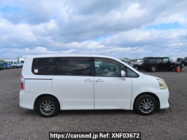 Used 2007 AT toyota noah ZRR70W Image[7]