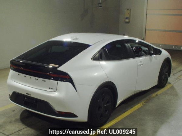 Used 2023 AT toyota prius ZVW65 Image[1]