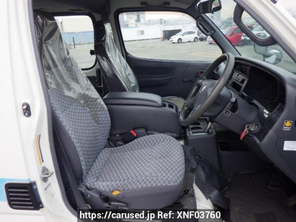 Used 2000 AT toyota hiace-wagon RZH111G Image[13]