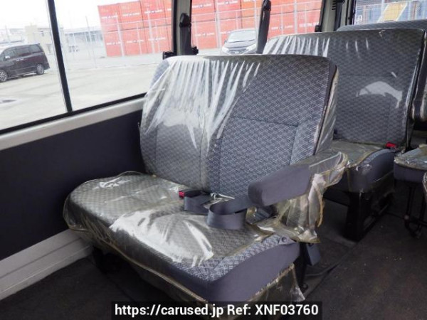 Used 2000 AT toyota hiace-wagon RZH111G Image[17]