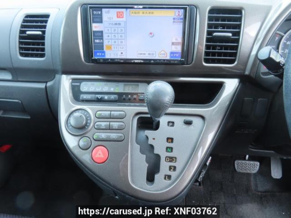 Used 2005 AT toyota wish ZNE10G Image[27]