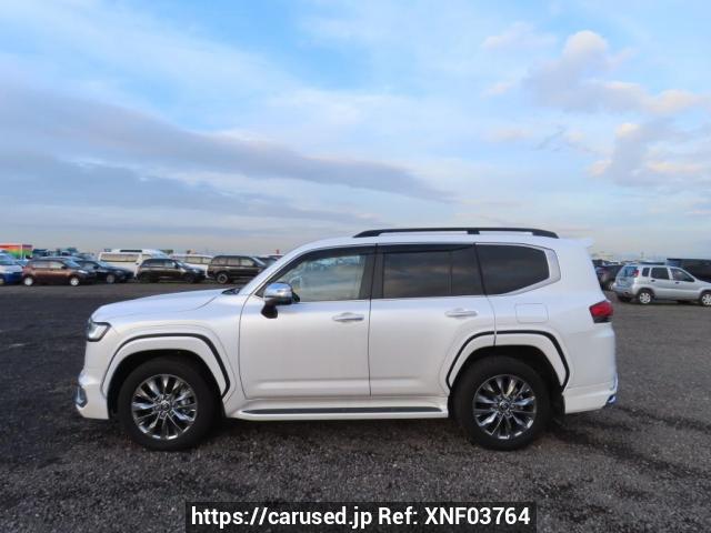 Buy Used 2023 Toyota Land Cruiser VJA300W (XNF03764) - Carused.jp