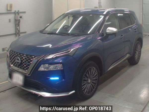 Used 2022 AT nissan x-trail SNT33 Image[0]