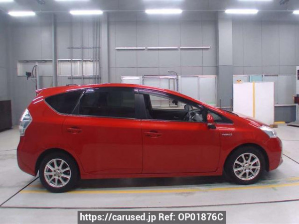 Used 2014 AT toyota prius-alpha ZVW41W Image[2]