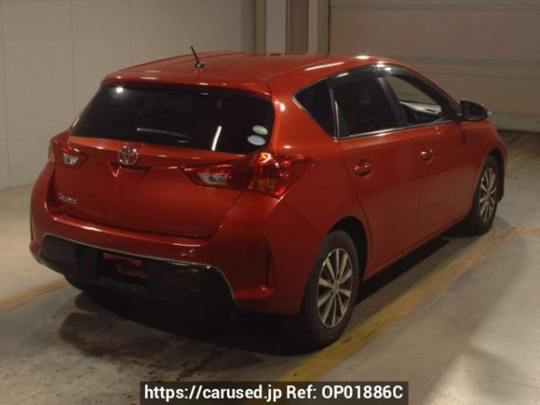 Used 2014 AT toyota auris NZE181H Image[1]