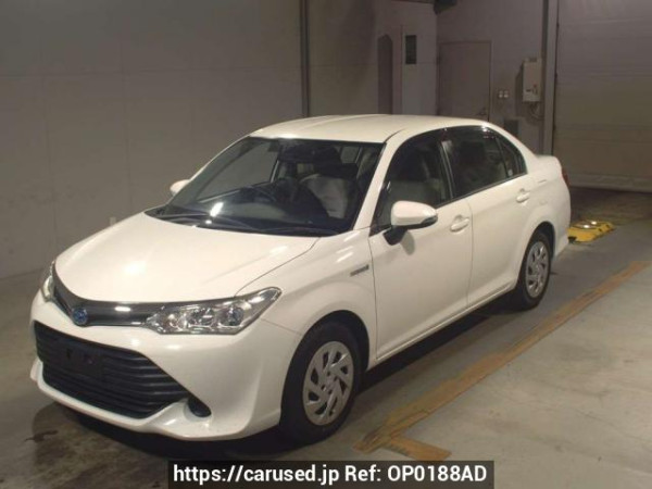 Used 2016 AT toyota corolla-axio NKE165 Image[0]