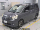 Toyota Noah ZRR70G
