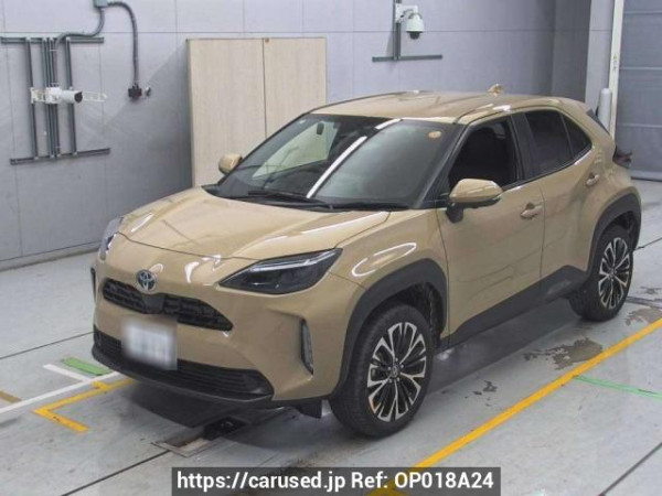 Used 2025 AT toyota yaris-cross MXPJ10 Image[0]
