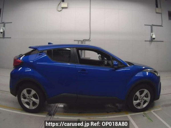 Used 2018 AT toyota c-hr NGX50 Image[2]