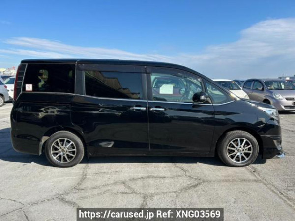 Used 2019 AT toyota esquire ZRR80G Image[7]