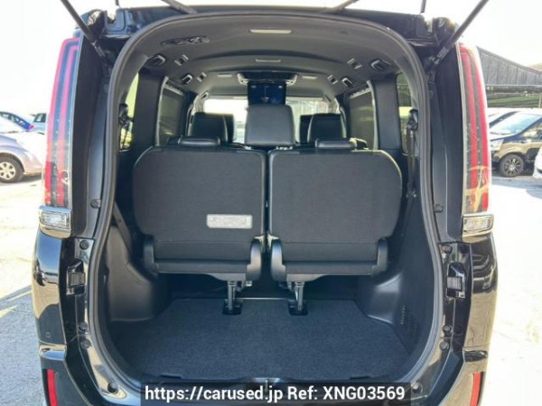 Used 2019 AT toyota esquire ZRR80G Image[8]