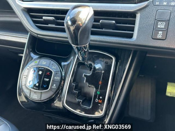 Used 2019 AT toyota esquire ZRR80G Image[24]