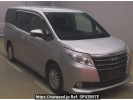 Toyota Noah ZWR80G