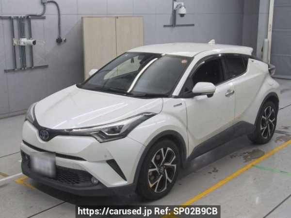 Used 2018 AT toyota c-hr ZYX10 Image[0]