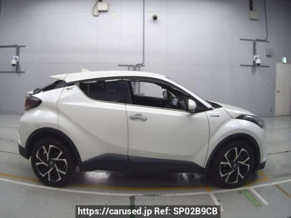 Used 2018 AT toyota c-hr ZYX10 Image[2]