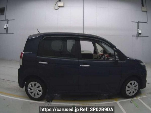 Used 2012 AT toyota spade NCP141 Image[2]