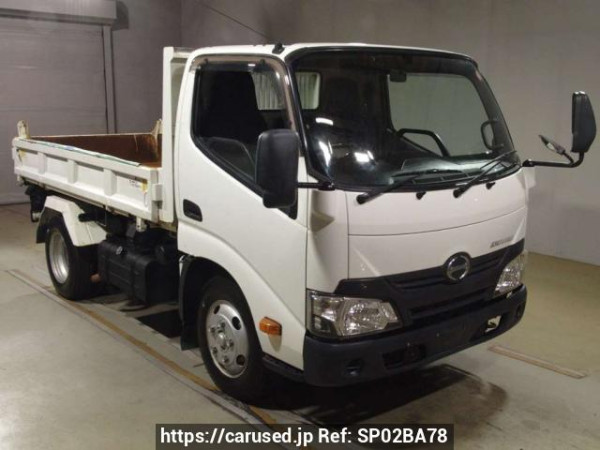 Used 2017 MT hino dutro XZU600T Image[2]