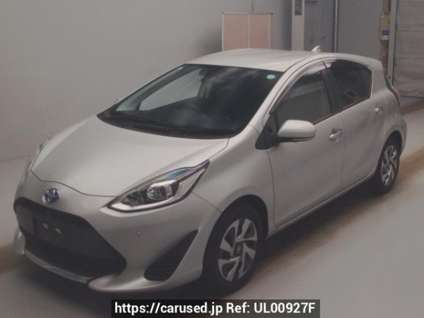 Used 2020 AT toyota aqua NHP10 Image[0]