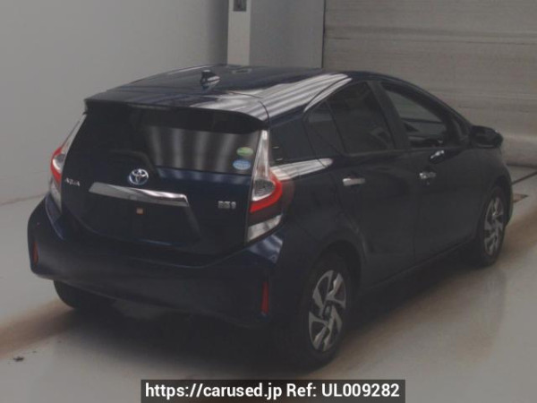 Used 2020 AT toyota aqua NHP10 Image[1]
