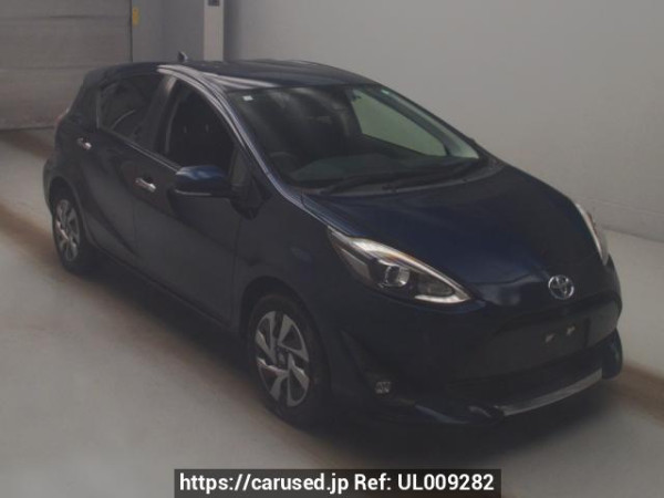 Used 2020 AT toyota aqua NHP10 Image[2]