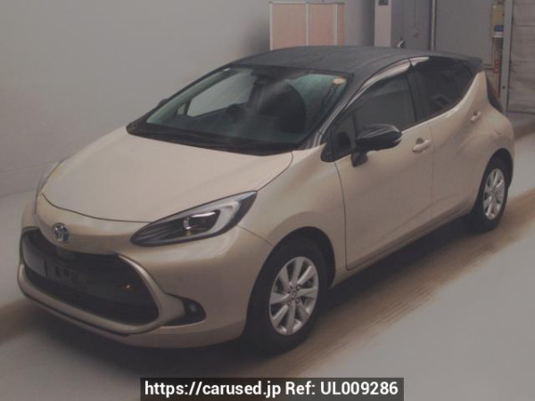 Used 2023 AT toyota aqua MXPK11 Image[0]
