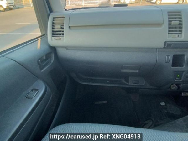 Used 2006 AT toyota hiace-van TRH200K Image[17]