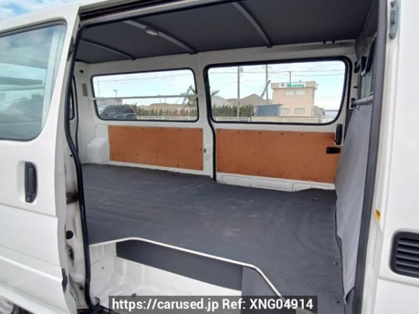 Used 2003 AT toyota regiusace-van TRH112V Image[15]