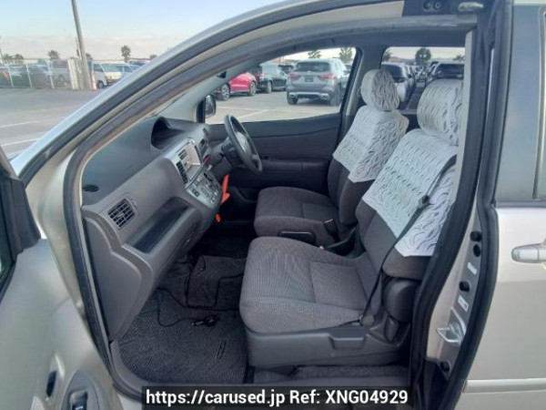 Used 2004 AT toyota raum NCZ20 Image[14]