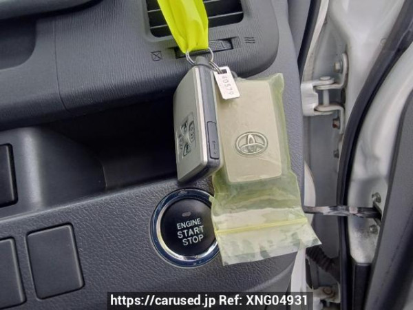 Used 2009 AT toyota voxy ZRR70W Image[28]