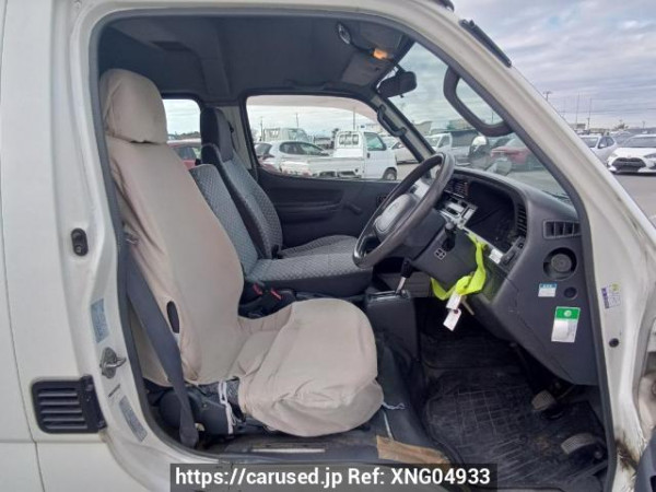 Used 2001 AT toyota hiace-commuter RZH125B Image[15]