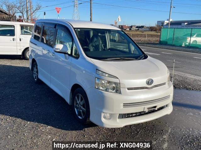 Buy Used 2009 Toyota Voxy ZRR70W (XNG04936) - Carused.jp