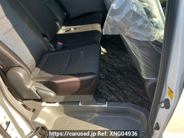 Used 2009 AT toyota voxy ZRR70W Image[16]