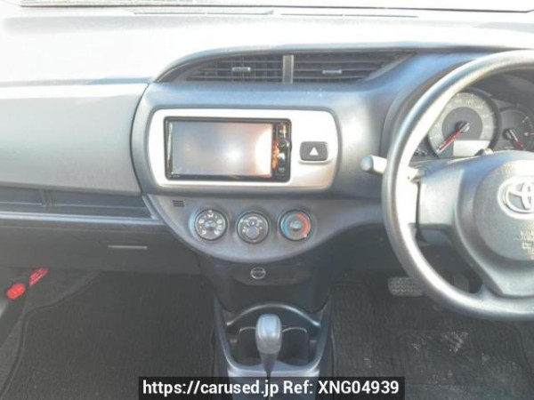 Used 2014 AT toyota vitz KSP130 Image[16]