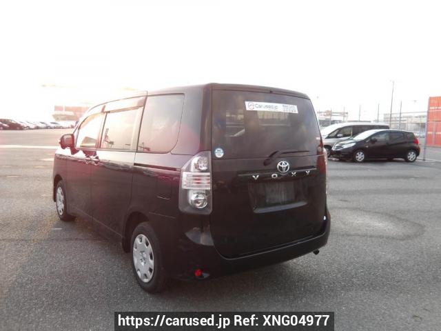 Buy Used 2007 Toyota Voxy ZRR70G (XNG04977) - Carused.jp