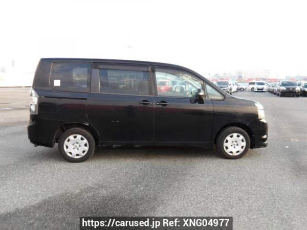 Used 2007 AT toyota voxy ZRR70G Image[7]