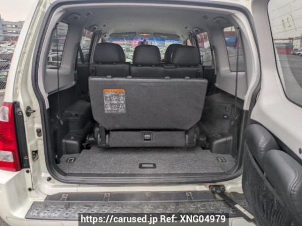 Used 2004 AT mitsubishi pajero V73W Image[8]