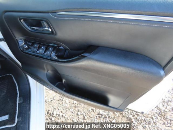 Used 2019 AT toyota esquire ZRR80G Image[24]