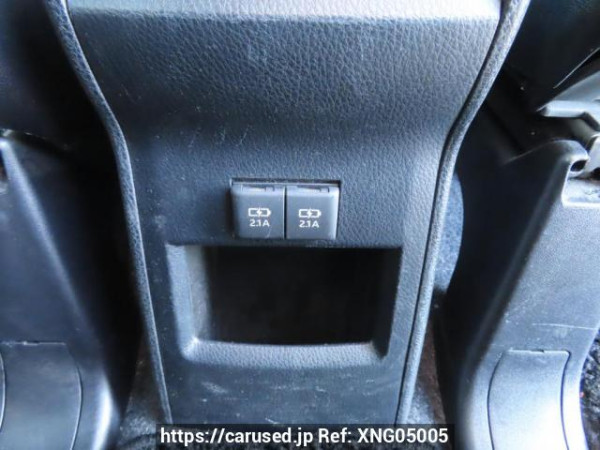 Used 2019 AT toyota esquire ZRR80G Image[33]