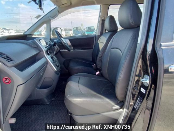 Used 2009 AT toyota noah ZRR70W Image[14]