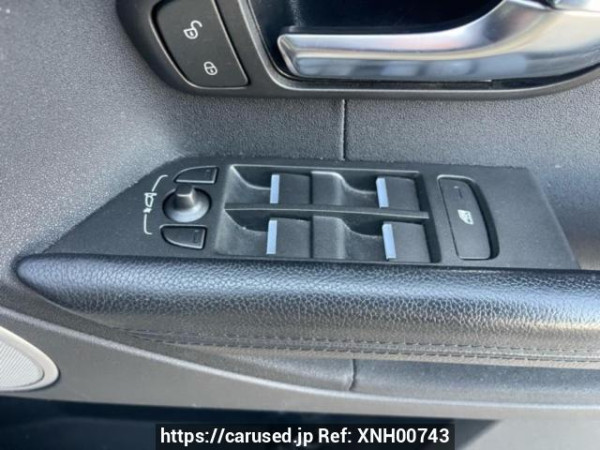 Used 2013 AT land-rover range-rover-evoque LV2A Image[38]