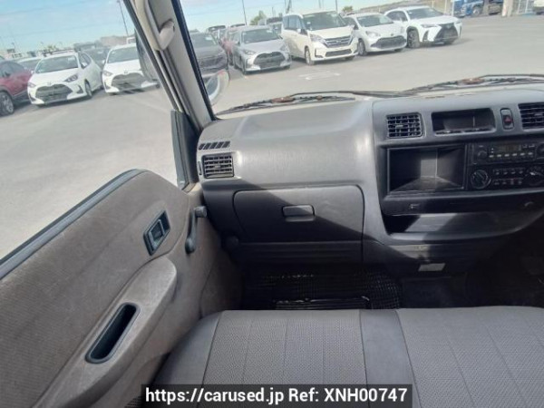 Used 2004 MT nissan vanette-van SK82VN Image[18]