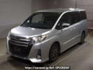 Toyota Noah ZRR80W