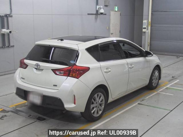Used 2012 AT toyota auris ZRE186H Image[1]
