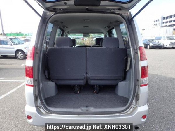 Used 2004 AT toyota noah AZR60G Image[6]