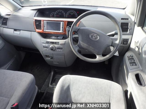 Used 2004 AT toyota noah AZR60G Image[15]