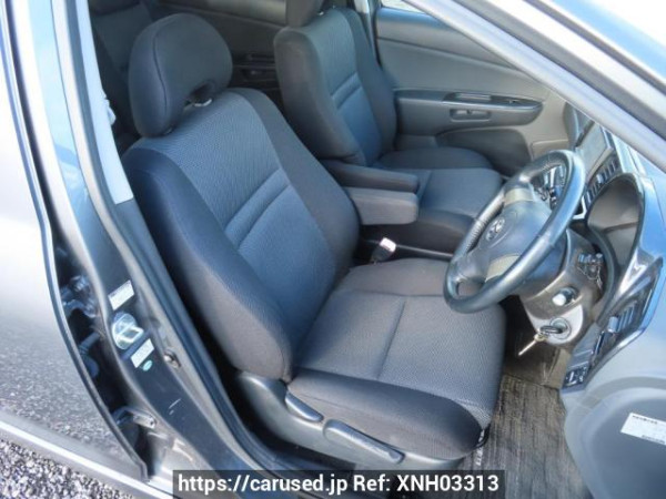 Used 2005 AT toyota wish ZNE10G Image[15]